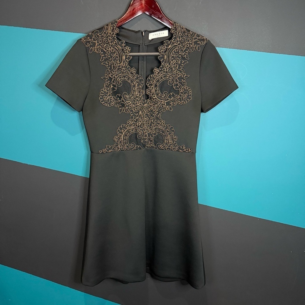 Sandro Black Dress with Embroidery R4937H-20 size Small Preppy Quiet Luxury - Picture 4 of 16